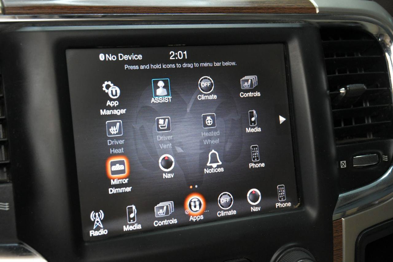 Used 2015 RAM 1500 Laramie w/ Convenience Group AWD/4WD image 46