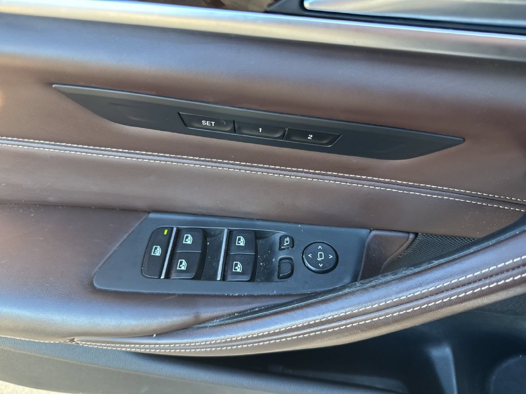 Used 2018 BMW 530i xDrive AWD/4WD image 13