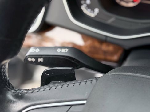 Used 2018 Audi Q5 2.0T Premium Plus w/ Premium Plus Package image 37