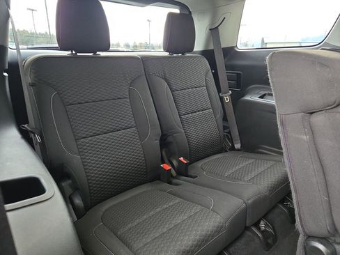 Used 2019 GMC Acadia SLE image 16