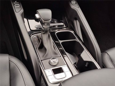 Used 2024 Kia Telluride S w/ S Sunroof Package FWD image 19