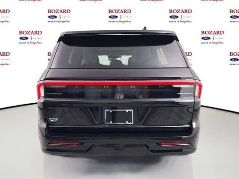 New 2026 Lincoln Navigator L Black Label AWD/4WD image 6