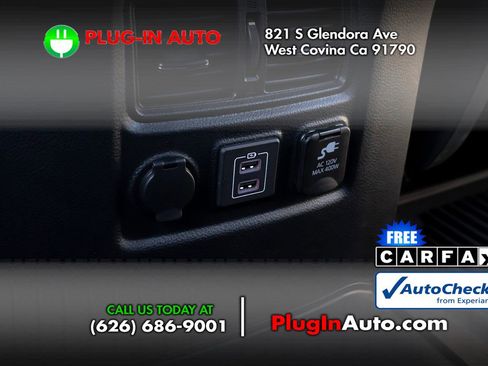 Used 2024 Nissan Titan PRO-4X w/ Off Road Protection Package image 12
