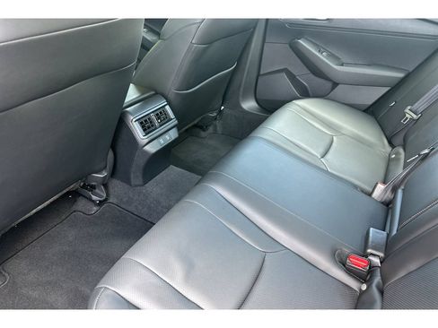 Used 2025 Honda Accord EX-L image 13