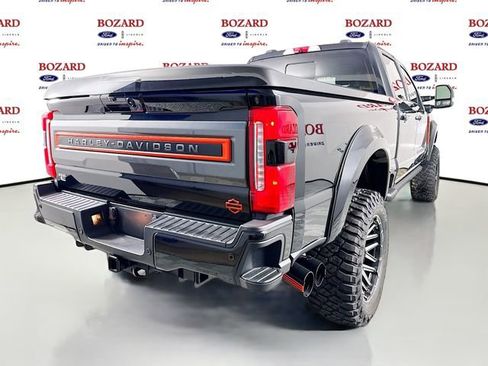 New 2026 Ford F250 Lariat w/ Black Appearance Package image 7