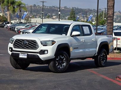 Used 2023 Toyota Tacoma TRD Off-Road w/ Black Out Package (TMS)