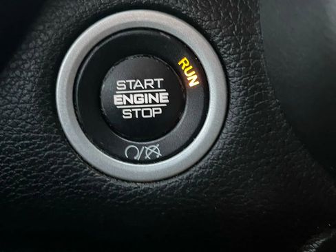 Used 2021 RAM 2500 Big Horn image 9