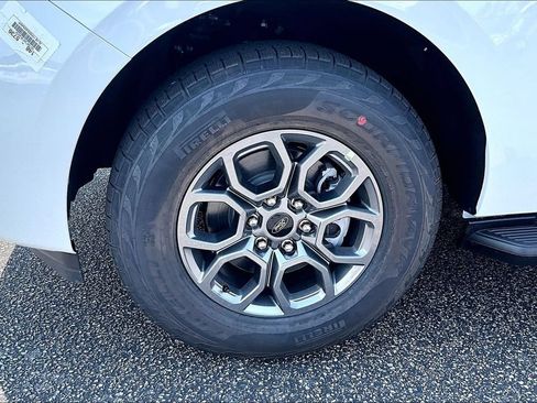 New 2026 Ford Expedition Active RWD image 12
