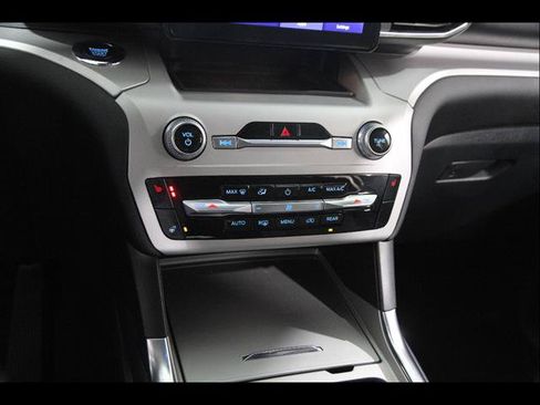 Certified 2023 Ford Explorer XLT w/ Equipment Group 202A AWD/4WD image 14