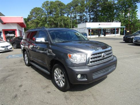 Used 2011 Toyota Sequoia Limited AWD/4WD image 9