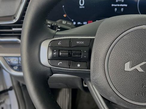 Used 2024 Kia Sportage SX image 17