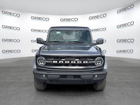 Used 2023 Ford Bronco Outer Banks AWD/4WD image 2