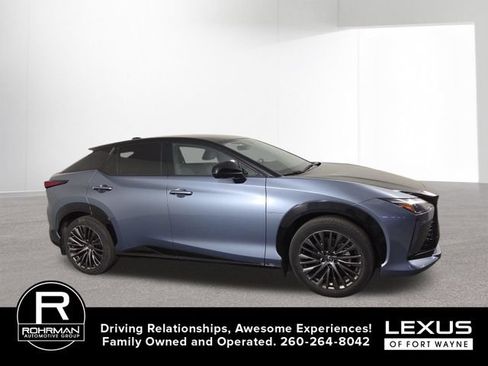 Used 2023 Lexus RZ 450e Premium w/ Accessory Package (2T) AWD/4WD image 6