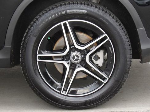 Used 2022 Mercedes-Benz GLC 300 4MATIC image 36