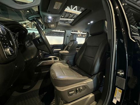 Used 2023 GMC Sierra 2500 Denali w/ Denali Black Diamond Edition image 16