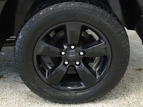 Used 2015 RAM 1500 Express w/ Black Ram 1500 Express Group image 12