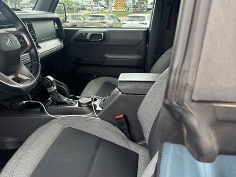 Used 2022 Ford Bronco Big Bend w/ Sasquatch Package AWD/4WD image 3