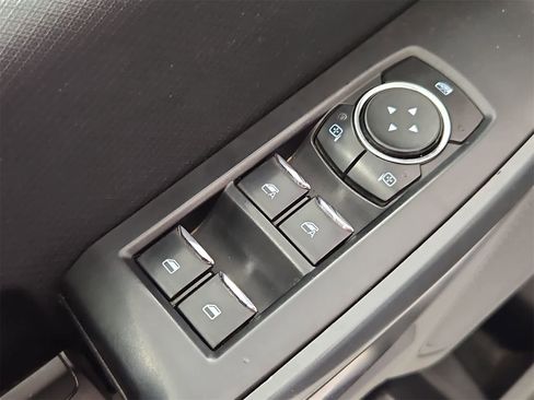 Used 2022 Ford F150 XLT w/ XTR Package image 17