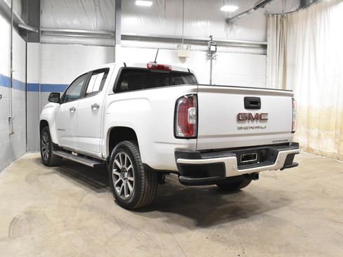 Used 2022 GMC Canyon Denali image 26