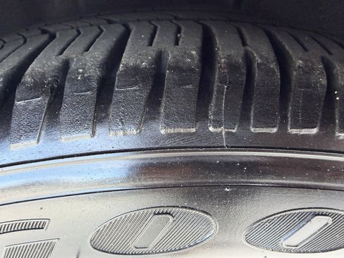 Used 2010 INFINITI G37 Journey w/ Premium Pkg image 29