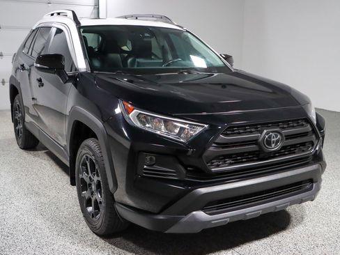 Used 2020 Toyota RAV4 TRD Off-Road image 5