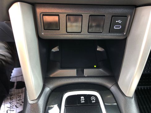 Certified 2025 Toyota Corolla Cross LE AWD/4WD image 20