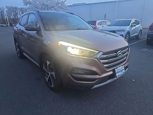 Used 2017 Hyundai Tucson Limited w/ Limited Ultimate Package 03 image 3