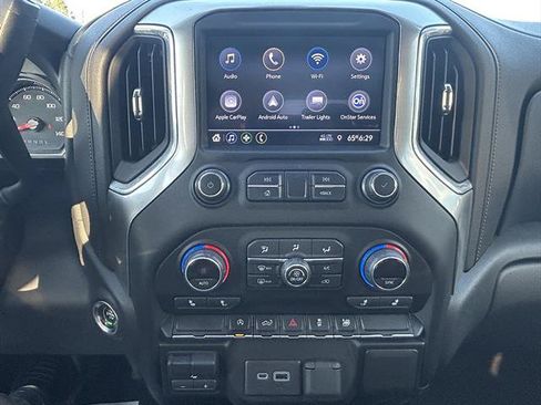 Used 2021 Chevrolet Silverado 1500 LT AWD/4WD image 20