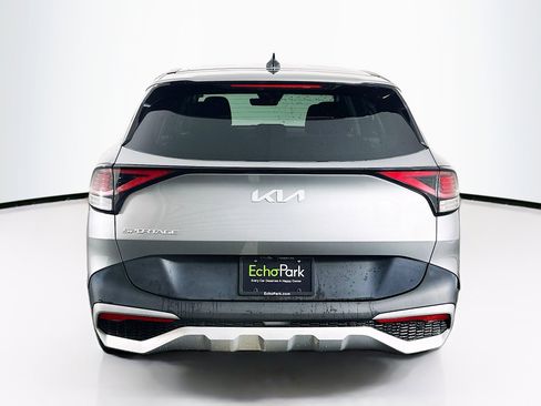 Used 2024 Kia Sportage LX image 7