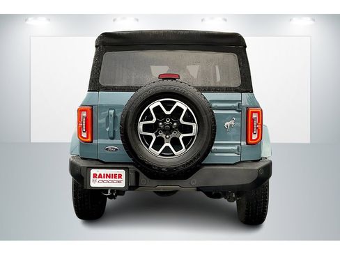 Used 2023 Ford Bronco Outer Banks image 4