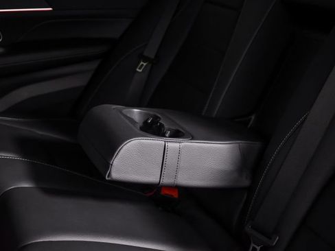 Certified 2025 Mercedes-Benz GLE 350 4MATIC image 33