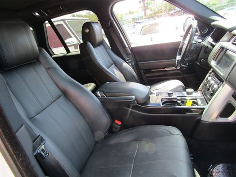 Used 2015 Land Rover Range Rover Supercharged image 5