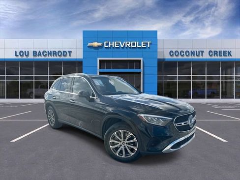 Used 2023 Mercedes-Benz GLC 300 image 5