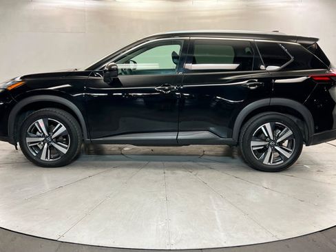 Used 2026 Nissan Rogue SL AWD/4WD image 2