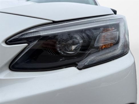 Used 2021 Subaru Outback 2.5i image 22