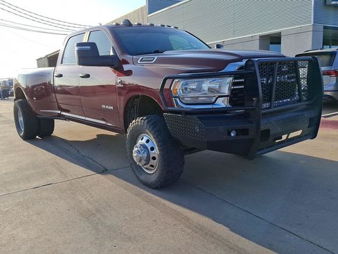 Used 2024 RAM 3500 Big Horn w/ Protection Group AWD/4WD image 8