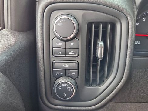 Used 2020 Chevrolet Silverado 1500 Custom w/ Custom Max Trailering Package image 21