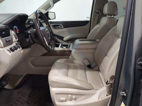 Used 2018 GMC Yukon Denali AWD/4WD image 13