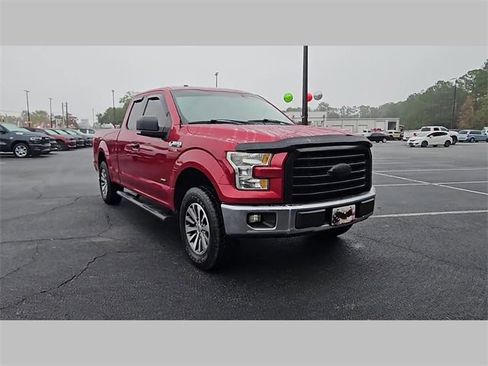Used 2015 Ford F150 XLT w/ Equipment Group 302A Luxury image 18