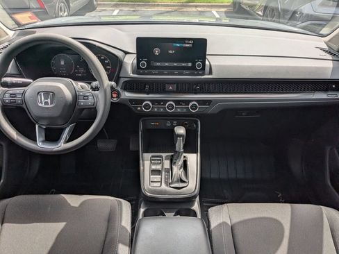 Used 2025 Honda CR-V EX image 14