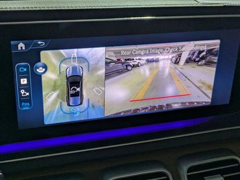 New 2026 Mercedes-Benz GLS 580 4MATIC image 13