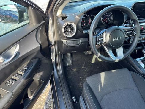 Certified 2023 Kia Forte LXS image 10
