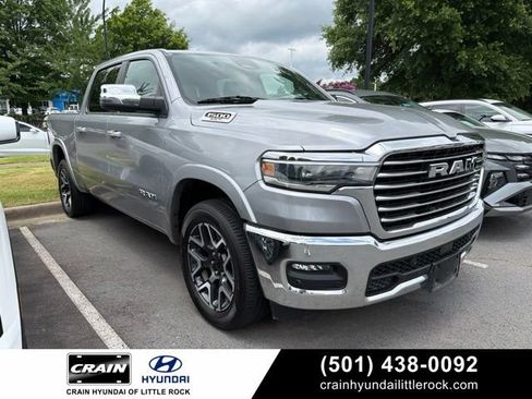 Used 2025 RAM 1500 Laramie AWD/4WD image 1