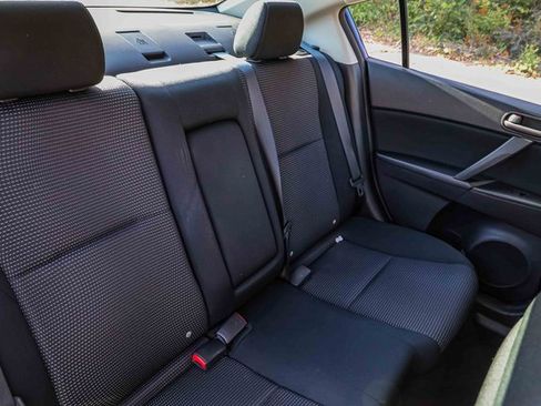 Used 2013 MAZDA MAZDA3 i Touring image 23