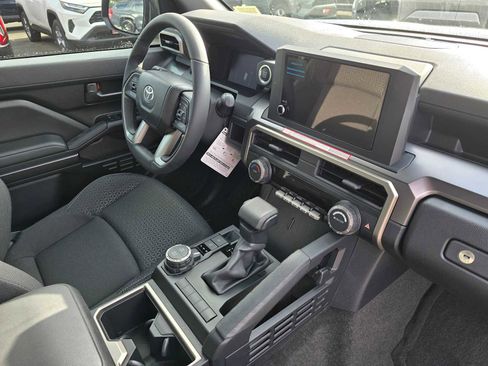 Certified 2025 Toyota 4Runner SR5 image 10