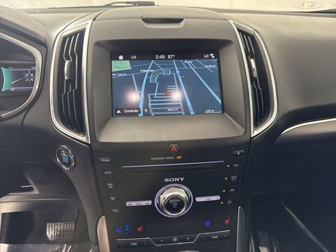 Used 2017 Ford Edge Titanium w/ Equipment Group 301A image 25