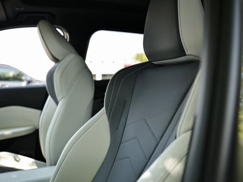 New 2026 BMW X1 xDrive28i w/ Convenience Package image 20