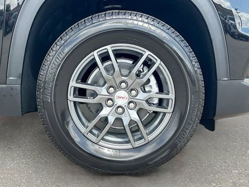 New 2026 GMC Acadia Elevation image 19