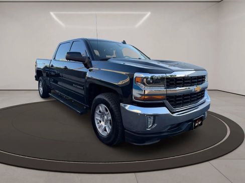 Used 2017 Chevrolet Silverado 1500 LT w/ All Star Edition RWD image 3