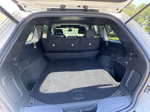 Used 2018 Jeep Grand Cherokee Laredo AWD/4WD image 13